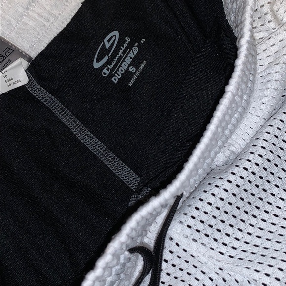 Champion DuoDry Shorts - Picture 3 of 4